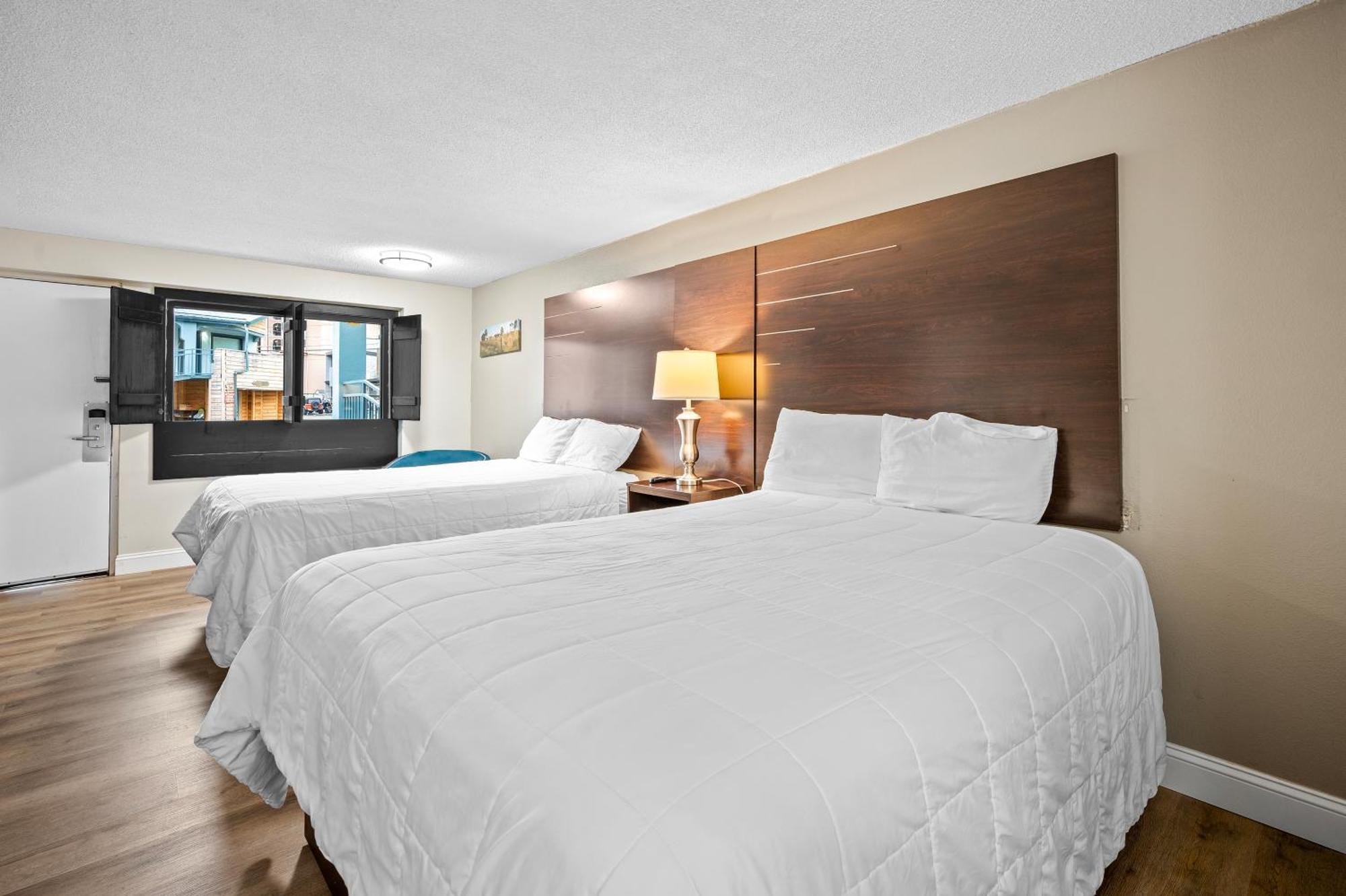 Country Town N' Suites Gatlinburg Exterior foto